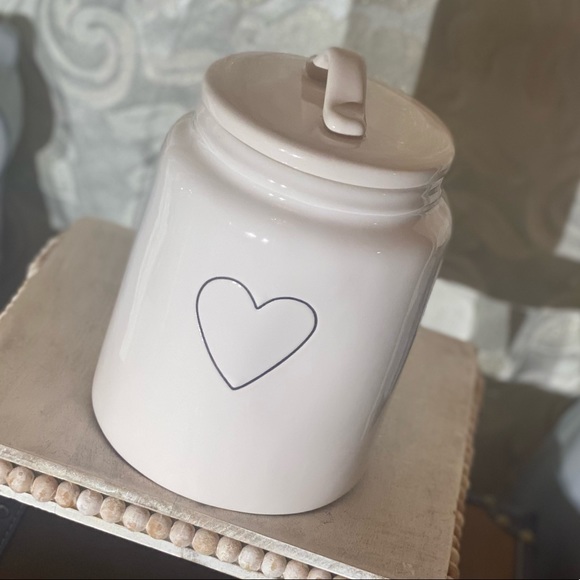 Rae Dunn Large Heart Canister - Picture 2 of 3